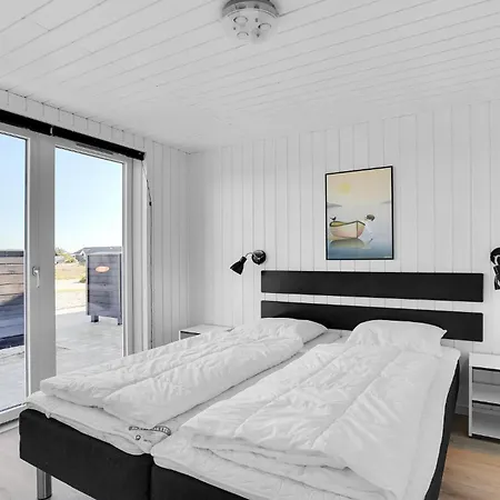 Feriehus Stunning In Hvide Sande With Sauna
