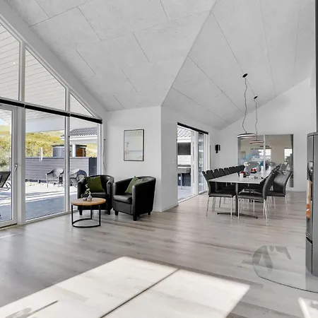 Cozy In Hvide Sande With Wifi