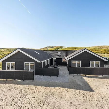 Stunning In Hvide Sande With Sauna Nyaraló *