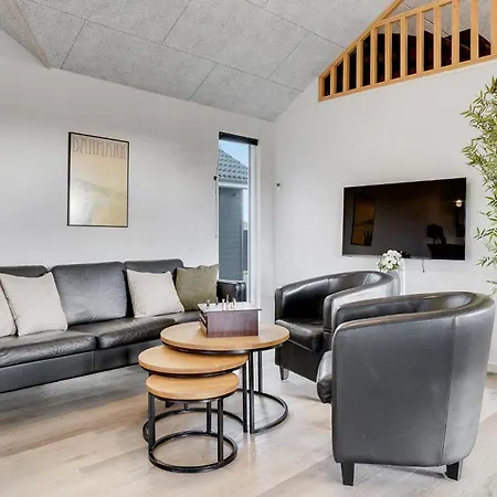 Cozy In Hvide Sande With Wifi