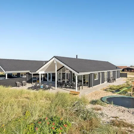 Stunning In Hvide Sande With Sauna Bjerregård